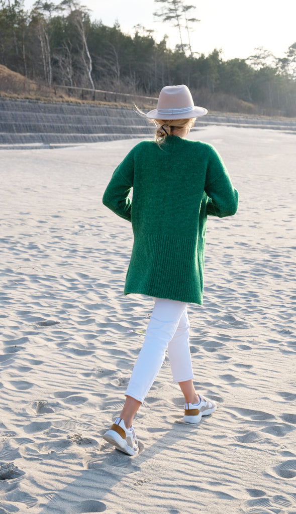 PILAR GREEN