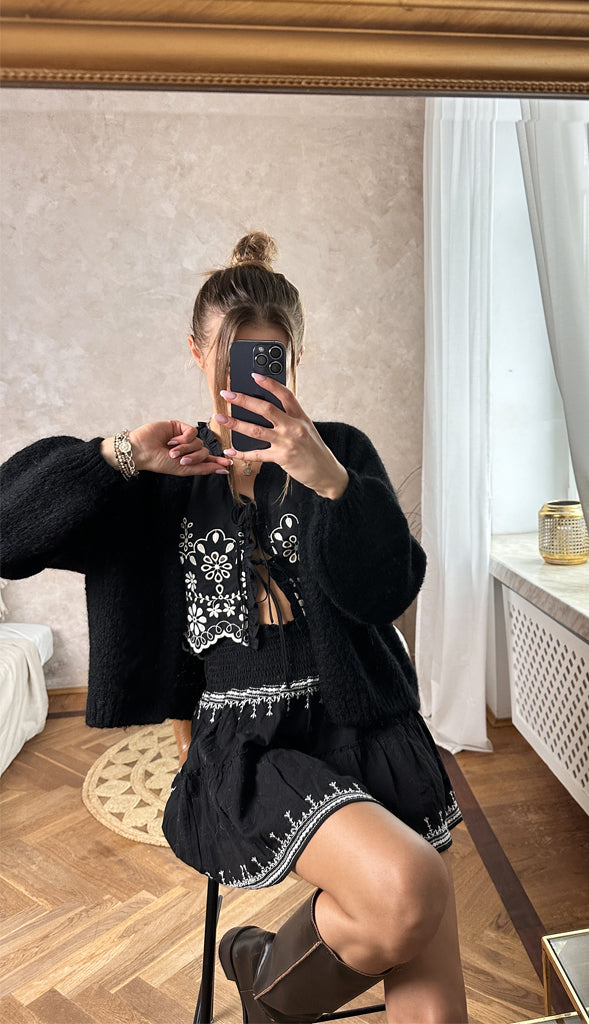 GLORI BLACK