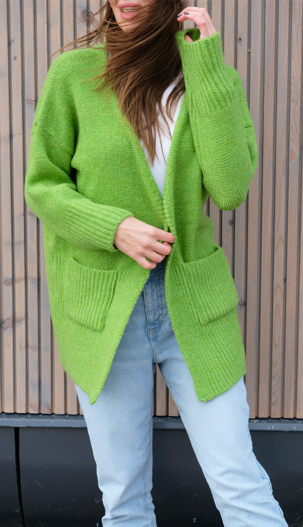PILAR GRASS