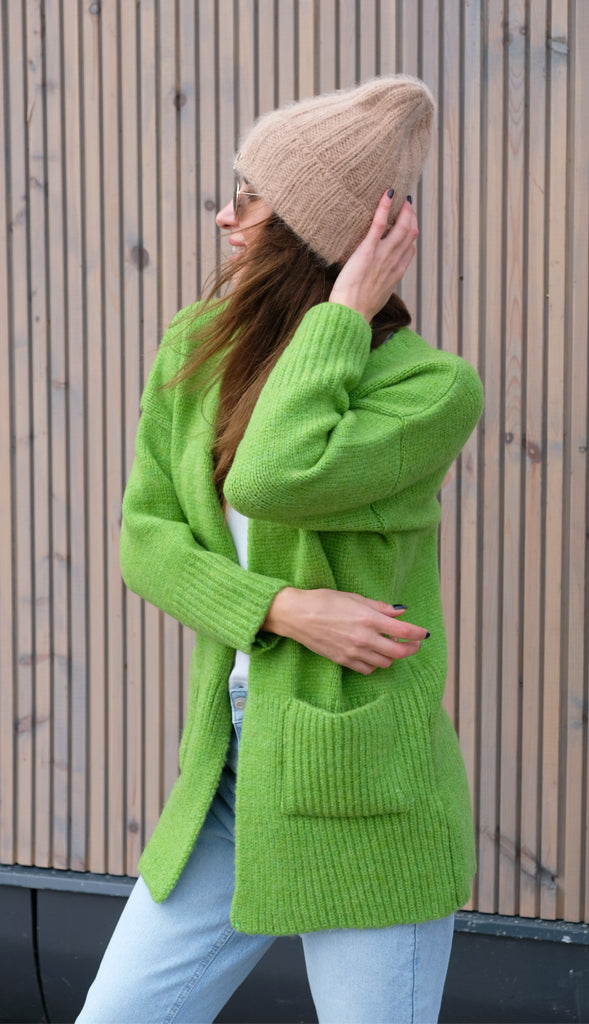 PILAR GRASS