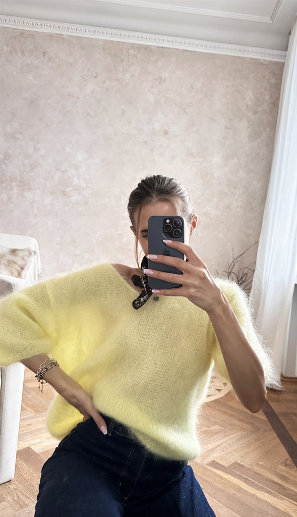 PARI YELLOW