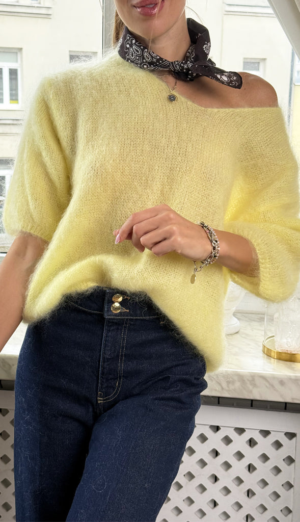 PARI YELLOW